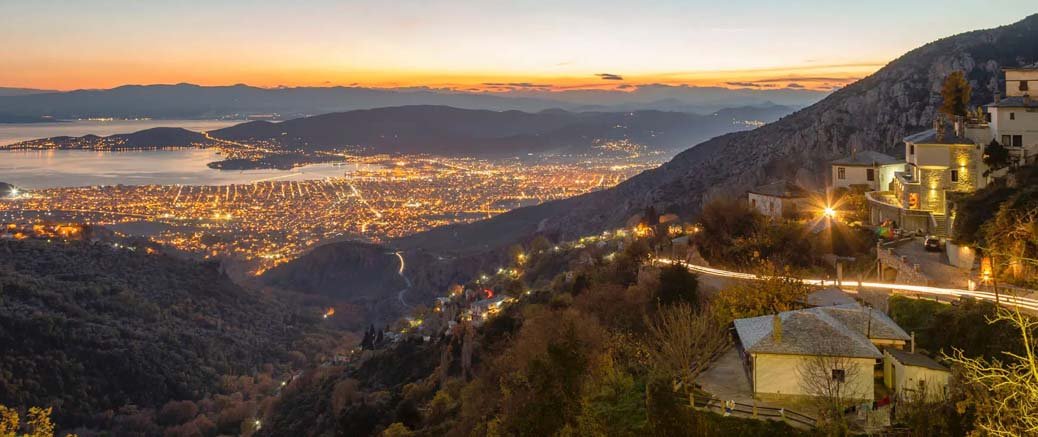 Volos as seen from Pelion during sunset. © G. Merakos / GNTO
